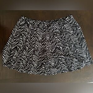 Susan Graver XL Skort Womens Black Geometric Liquid Knit Stretch Elastic Waist